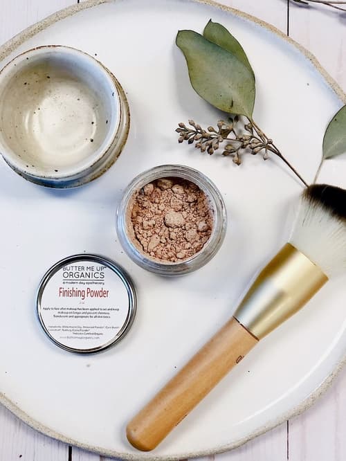 Poudre de Finition Bio Translucide – Effet Mat & Teint Parfait Naturel